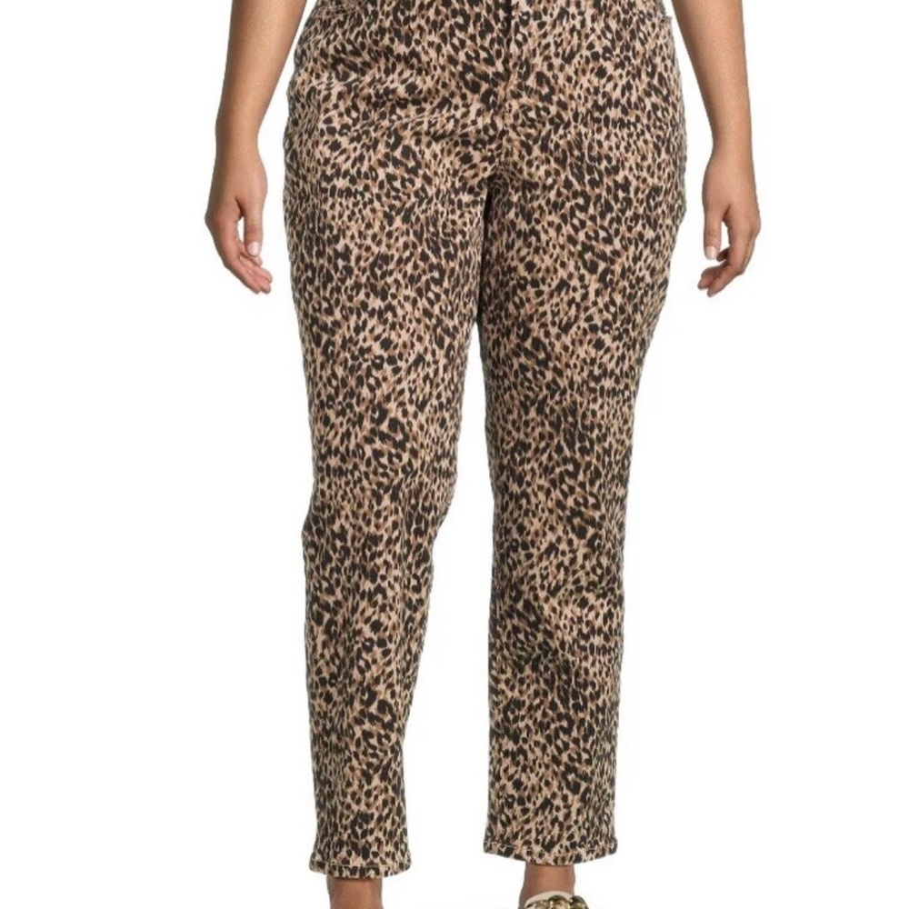 TERRA & SKY Womens Straight Leg Jean Size 26W Petite Animal Print Med Weight New